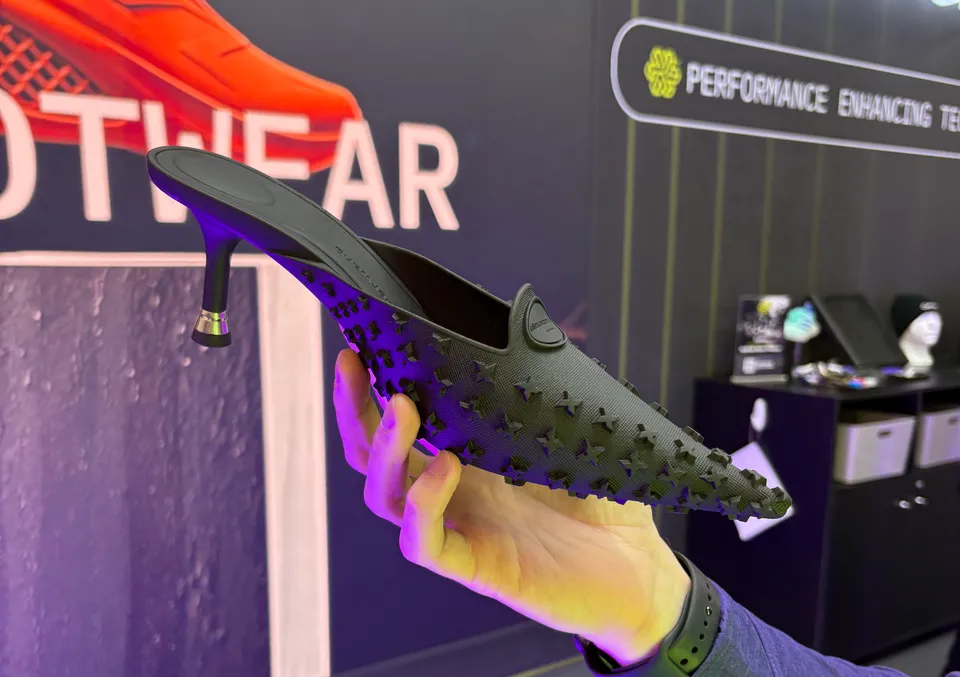 SCARPE STAMPATE IN 3D - BANNER